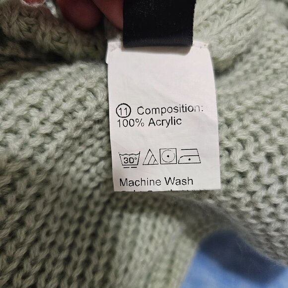 Mint Green Cropped Turtle Neck Sweater, Size Small - Picture 12 of 12